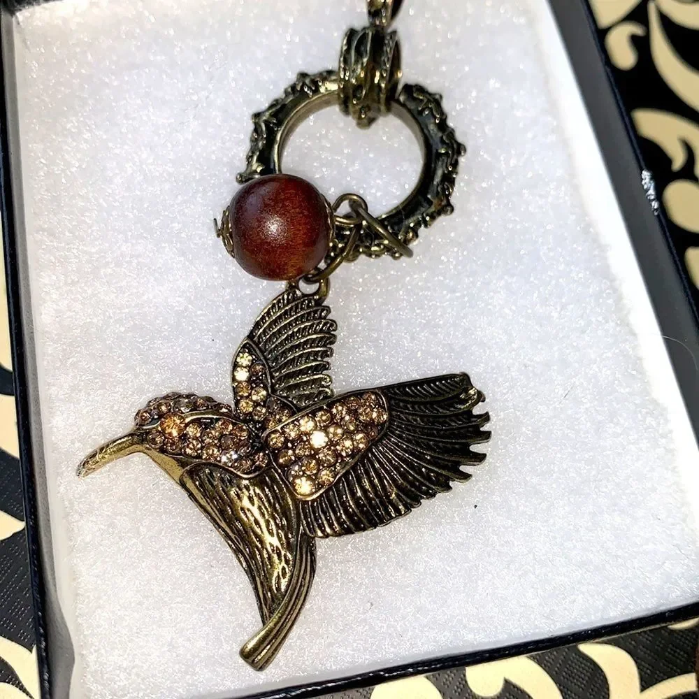 Rhinestoned Humming Bird Necklace - Picture 3 of 4